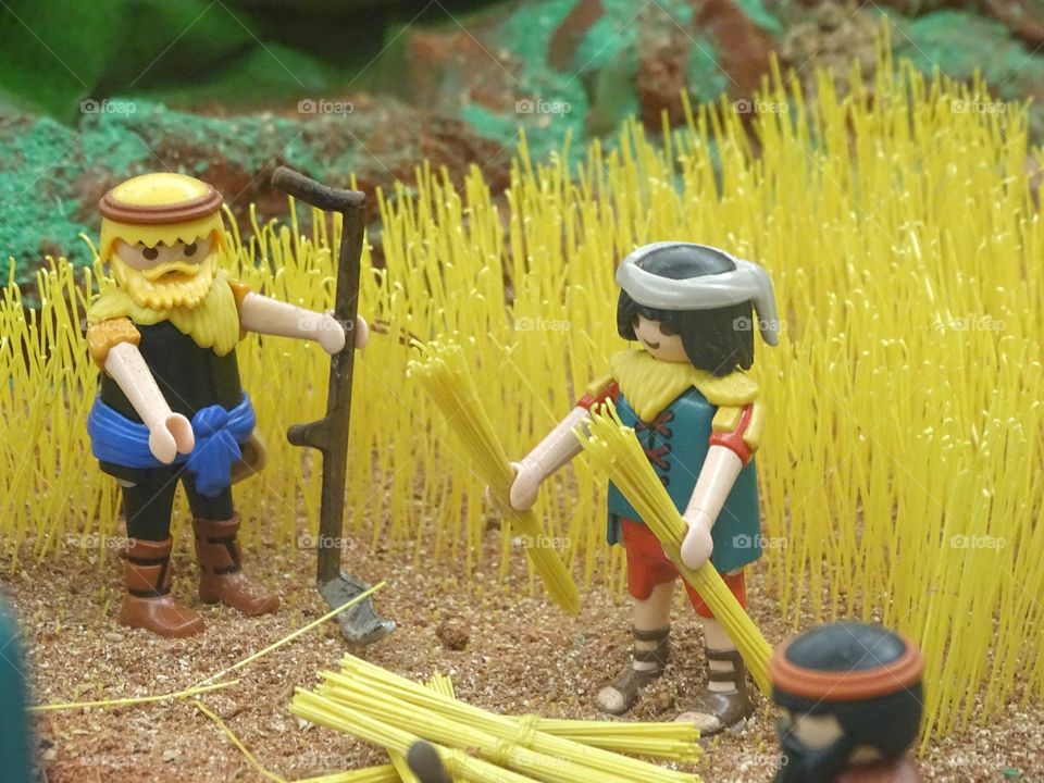 Famobil clicks in action