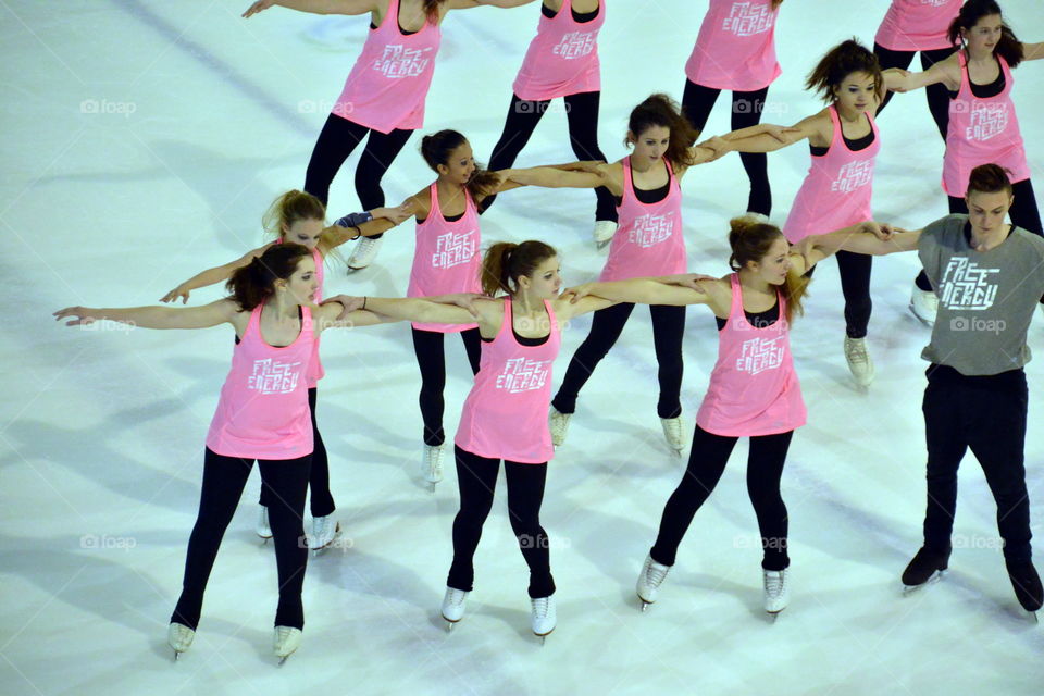 synchronized ice skating