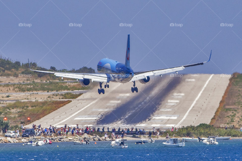 landing in Skiathos