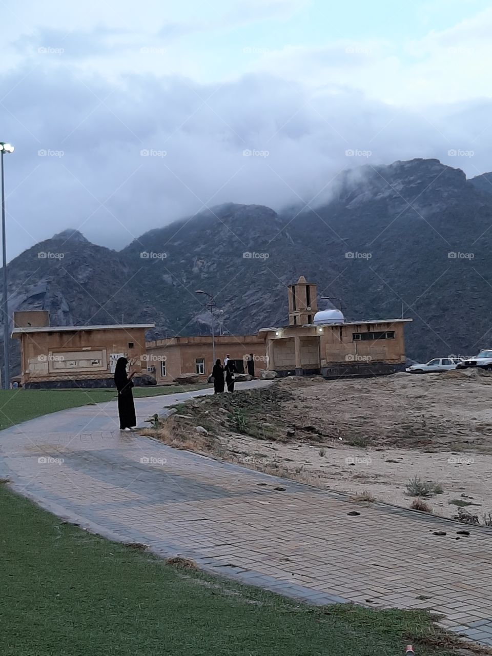 I need your support guys, I'm very, very poor, poor