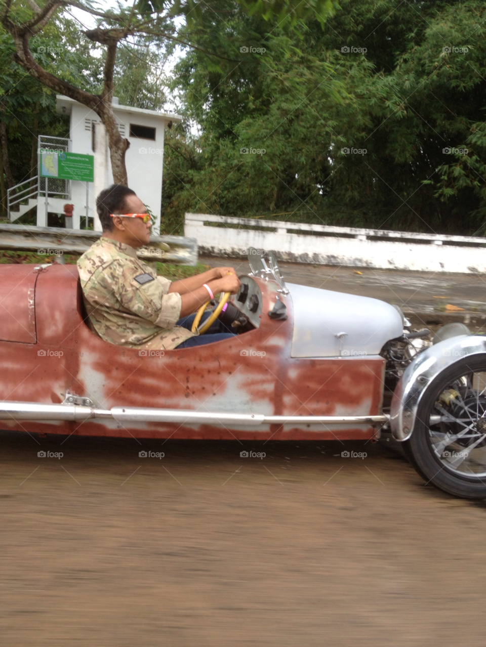thailand car cool old by Terry