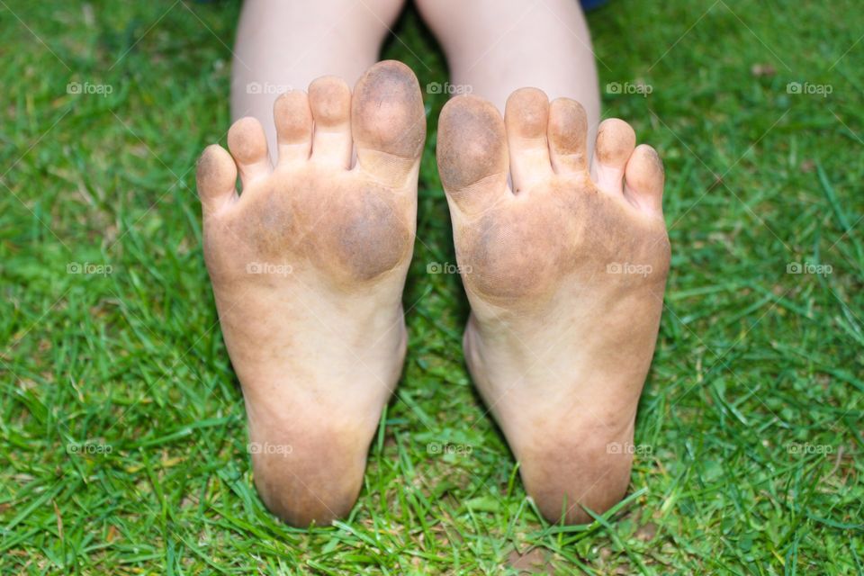 Dirty kids feet