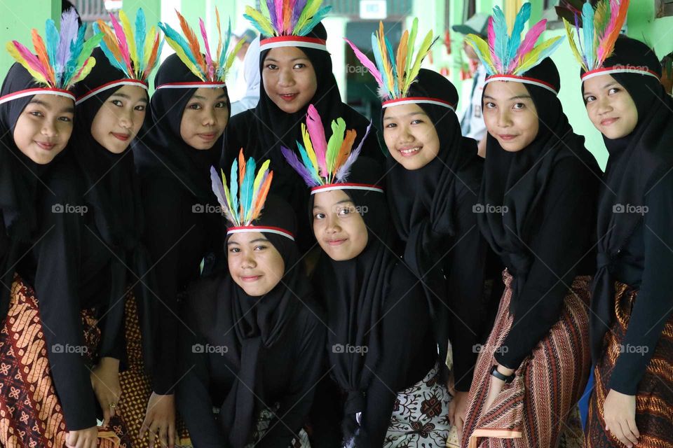 Become a generation that loves and preserves the culture of the archipelago (south borneo)