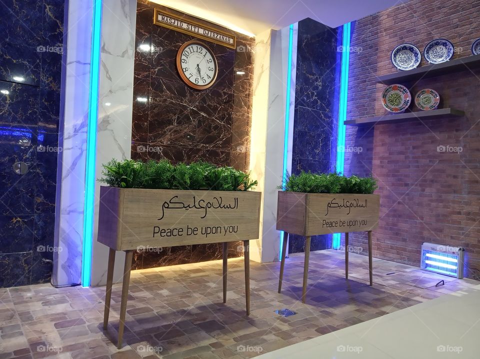 a beutiful in the mosque