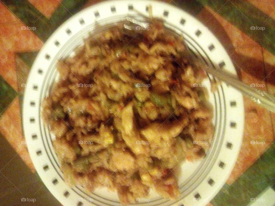 when we see deallious food we just want to eat but first remember you should pray before you eat