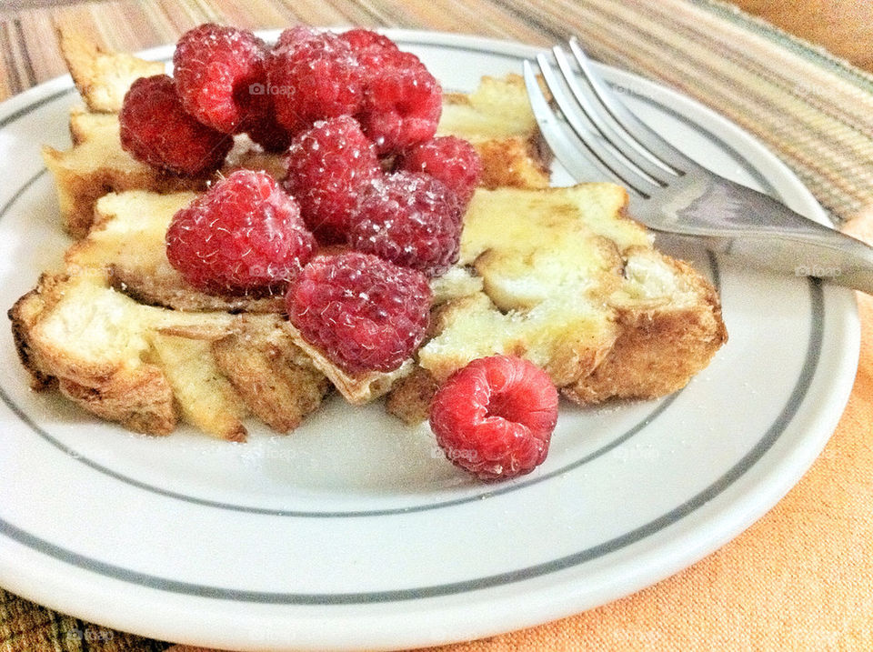 FRENCH TOAST