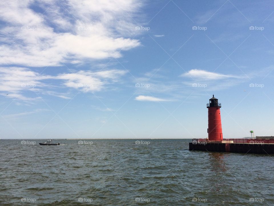 mke lighthouse scenery