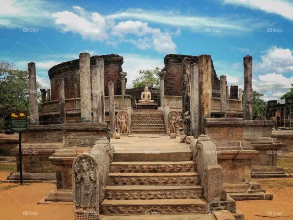 ancient ruins of srilanka