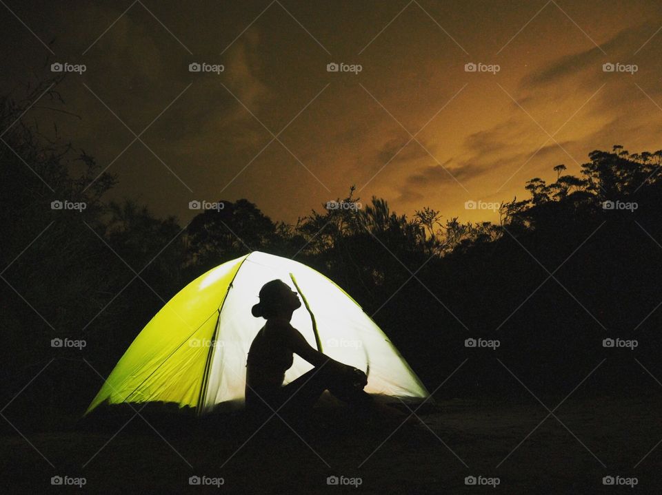 Camping under the sky 