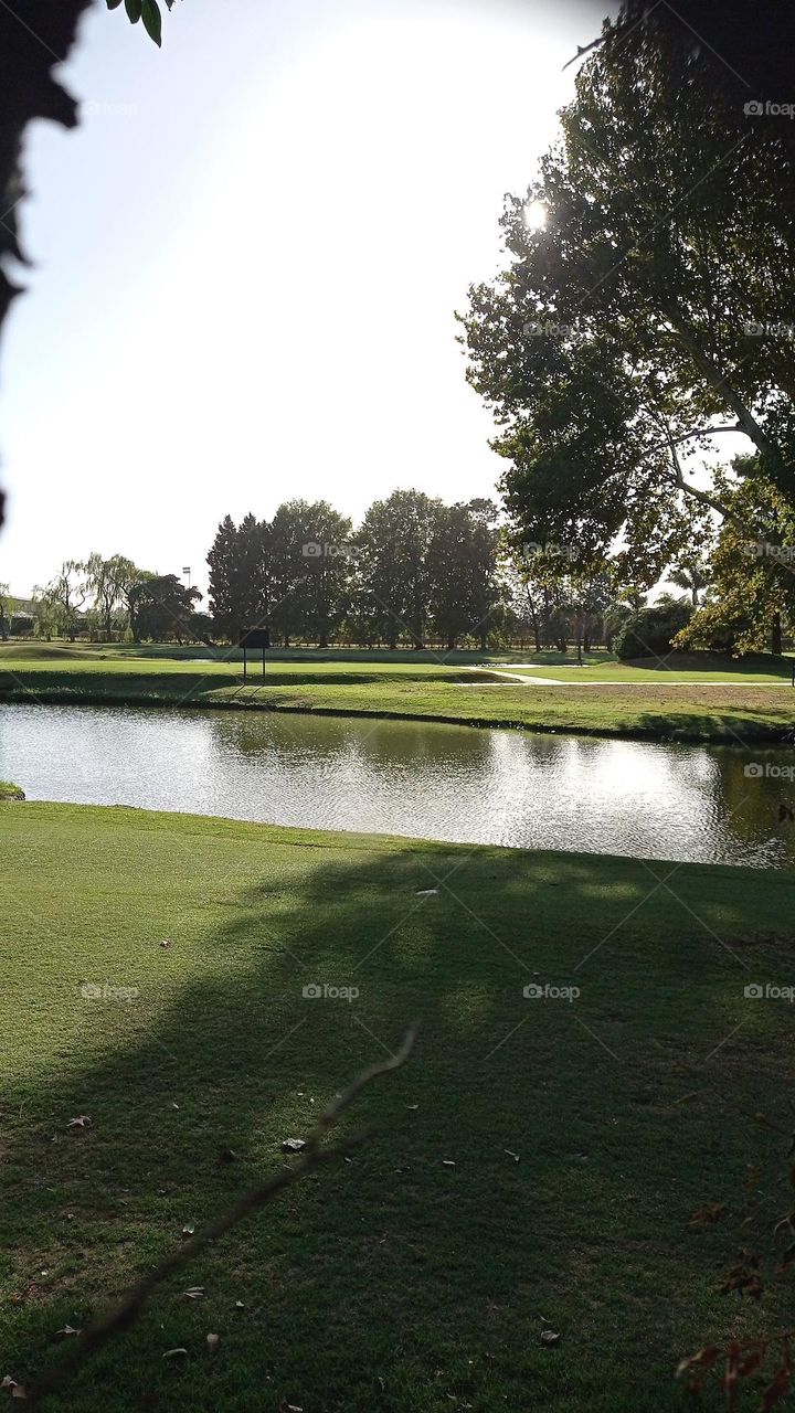 Lake on the golf course / Lago en el Golf