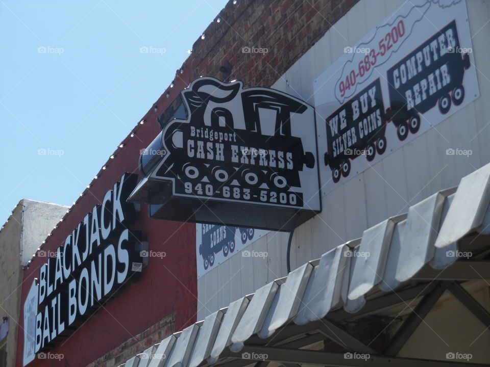 Bridgeport cash express. This is a neat sign I saw while visiting Bridgeport Texas