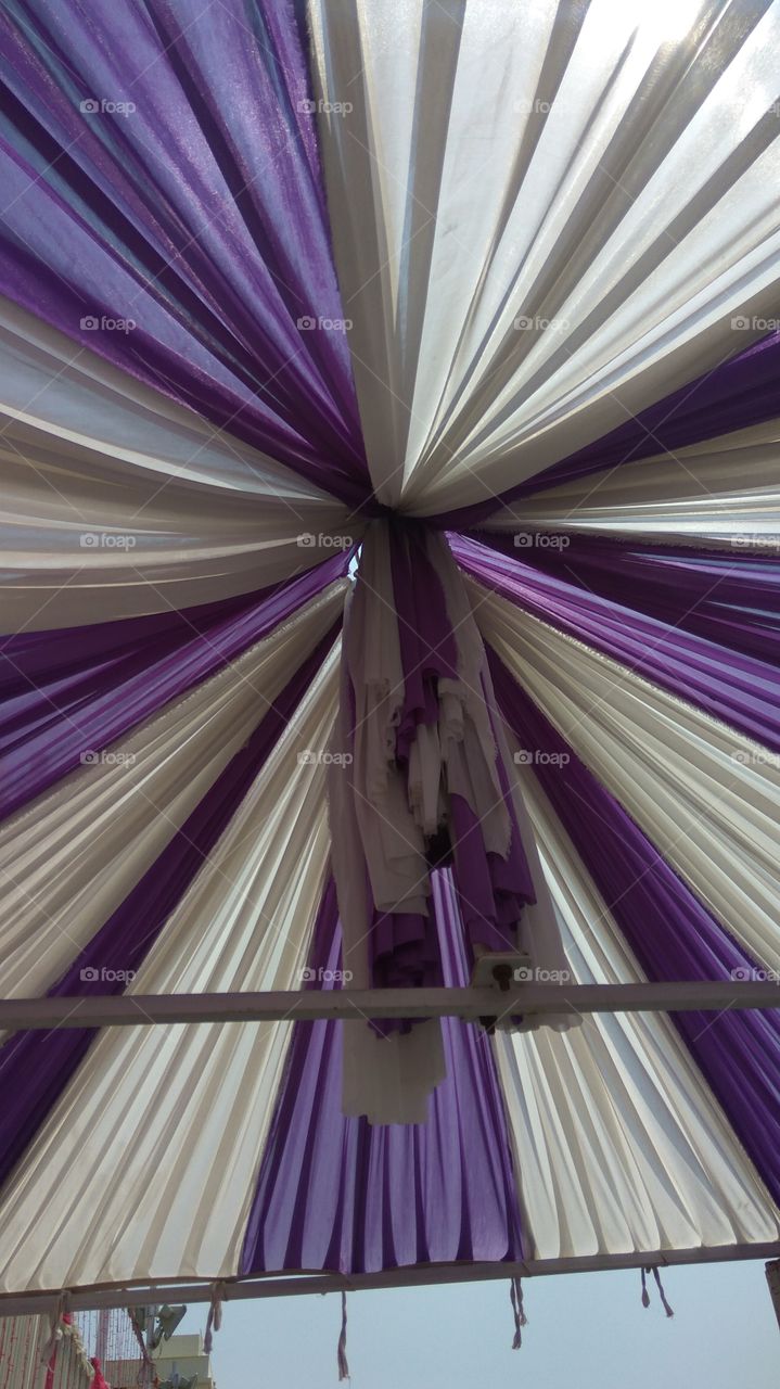 colour of tent