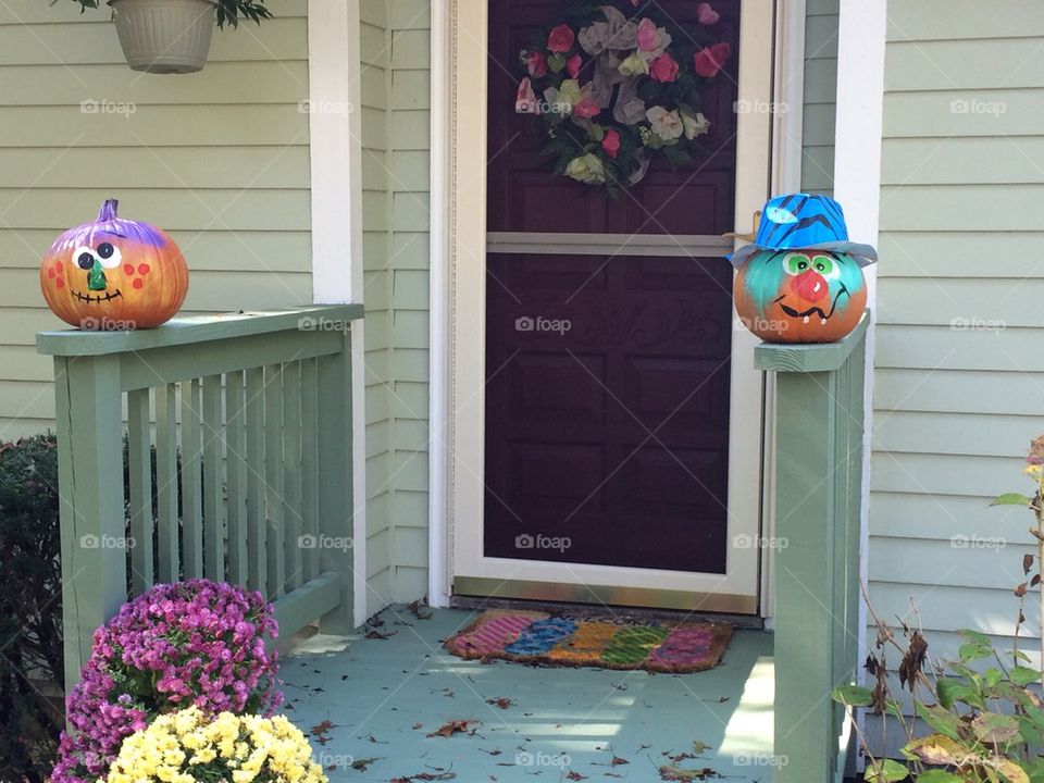 Porch pumpkins