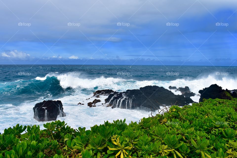 Big wav s as Hurricane Norman passes by the Big Island of Hawaii