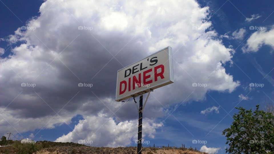 Del's Diner sign in New Mexico