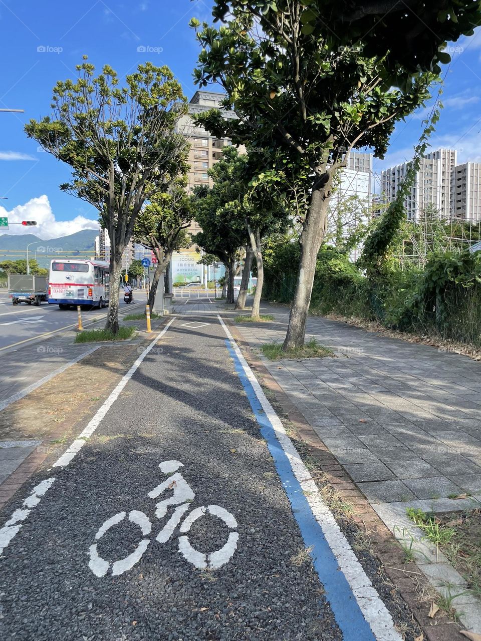 a comfortable tread on a bicycle
