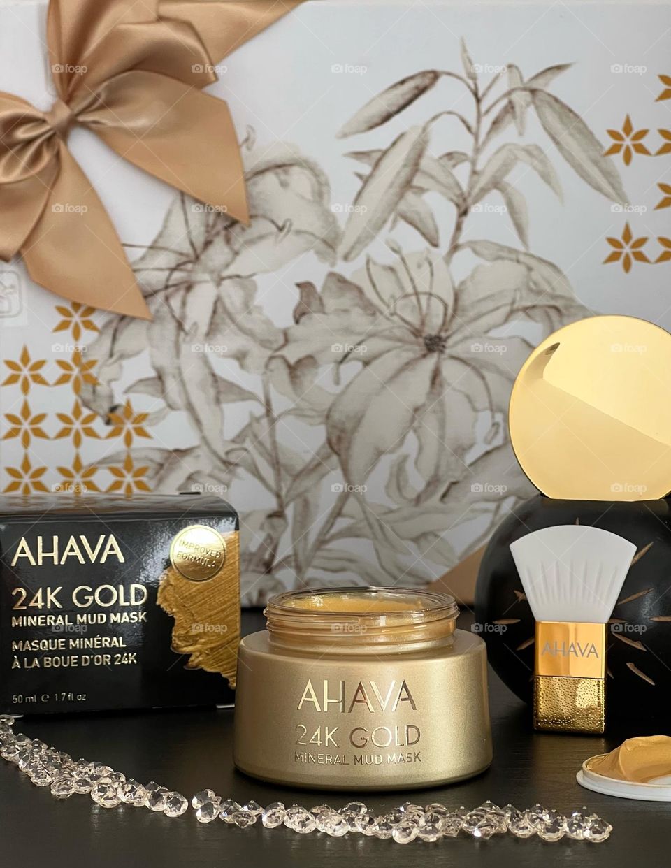 My favourite AHAVA 24K Gold Mineral Mud Mask. Dead Sea mineral mud combined with pure 24K Gold. 