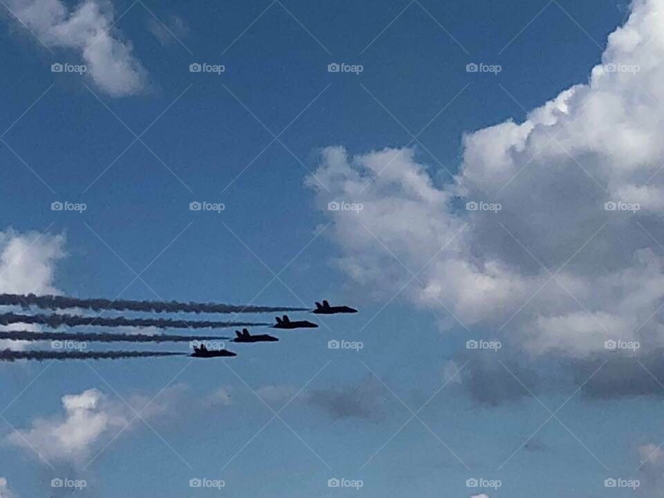 Precision flyers. The Cleveland Ohio air show 