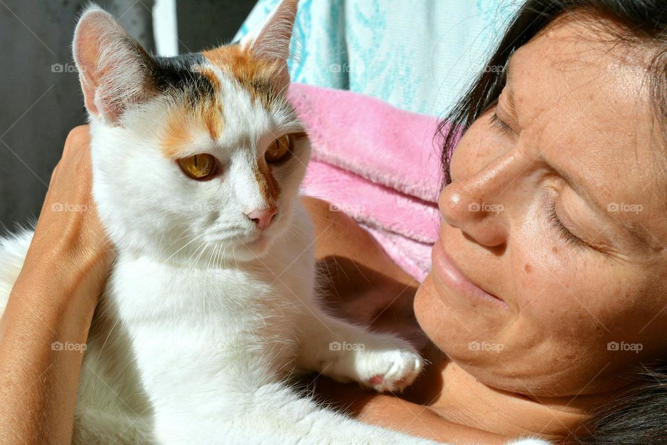 woman and cat happiness