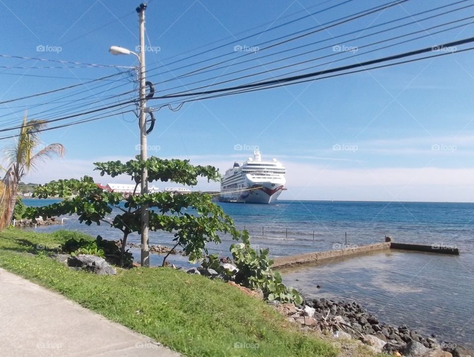 Photo from moving car traveling in Roatan, Honduras