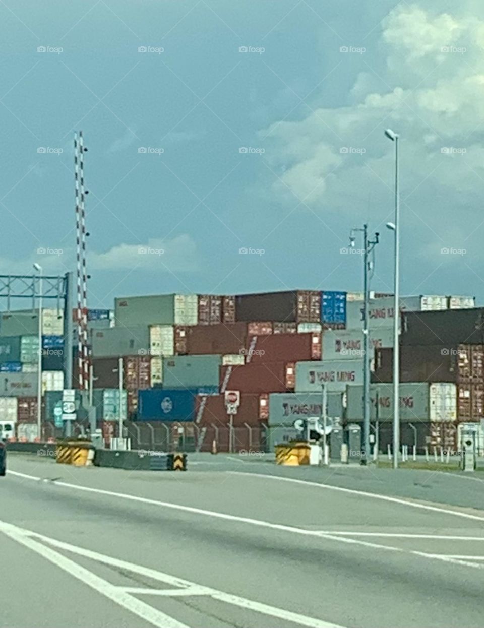 Port containers