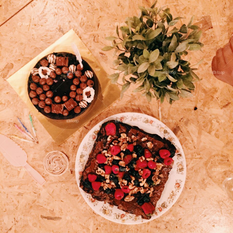 Chocolate Cake & Brownies 