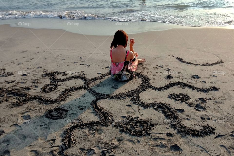 there is nothing more relaxing than sitting by the shore and watching the ocean