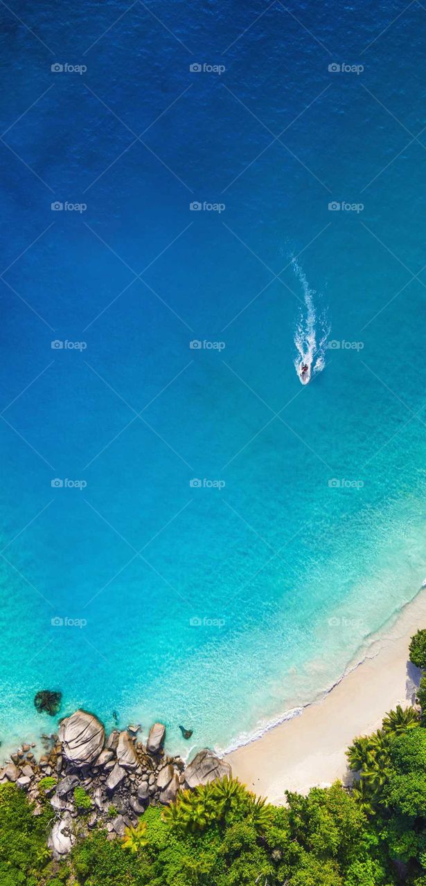 Amazing view of beach.