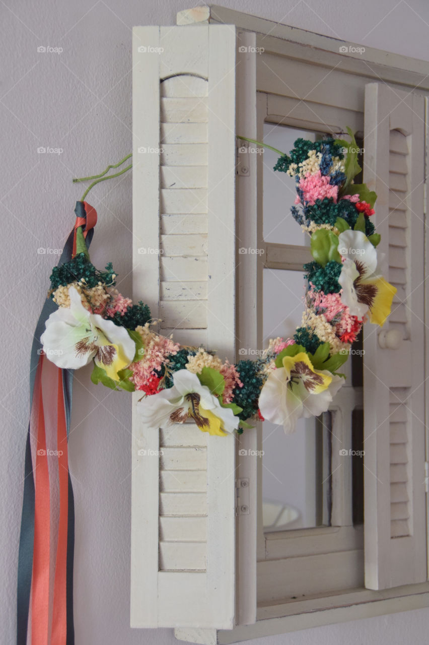 Floral crown of silk flowers