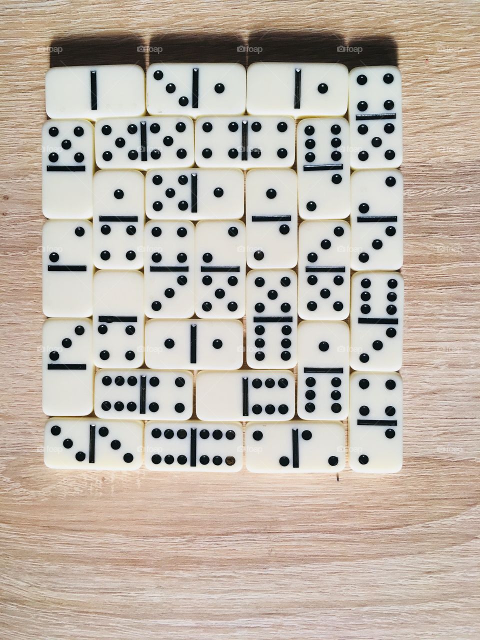 Dominoes