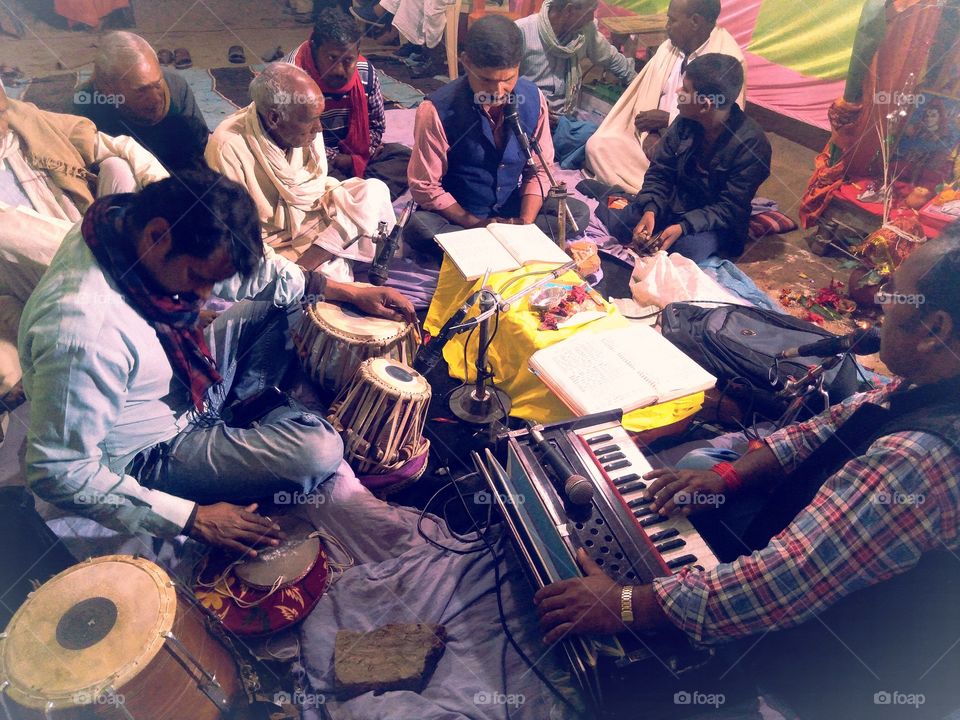 India UP Chandauli Tabla Harmonium Sings Some Man