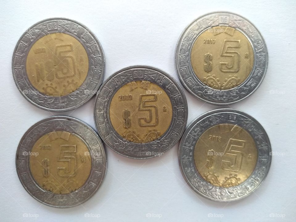 Moneda de 5 pesos de México