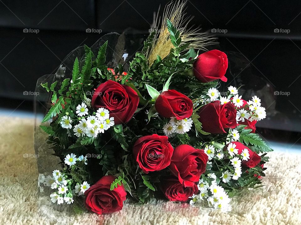 Bouquet of red roses
