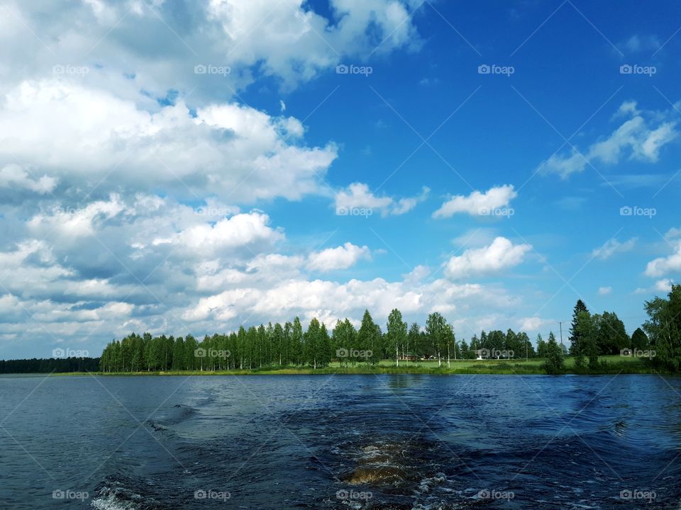 Blue sky landscape at lake