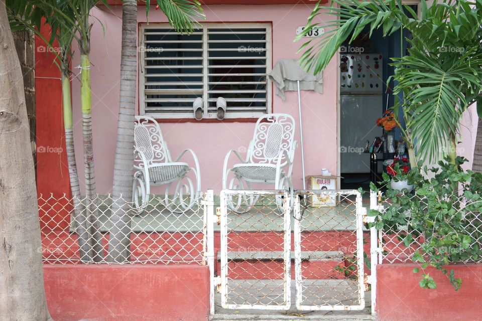 Pink porch 