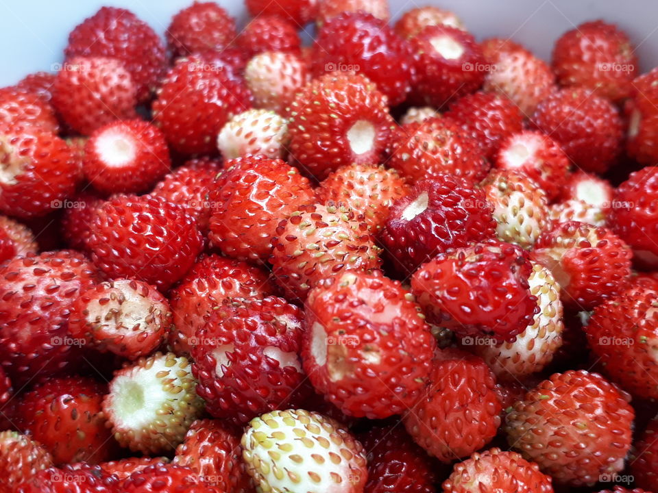 As a child I always liked to groom forest strawberries. And today I do it.It is a memory of childhood.It is the best smell of a forest strawberry, and no other can replace it.