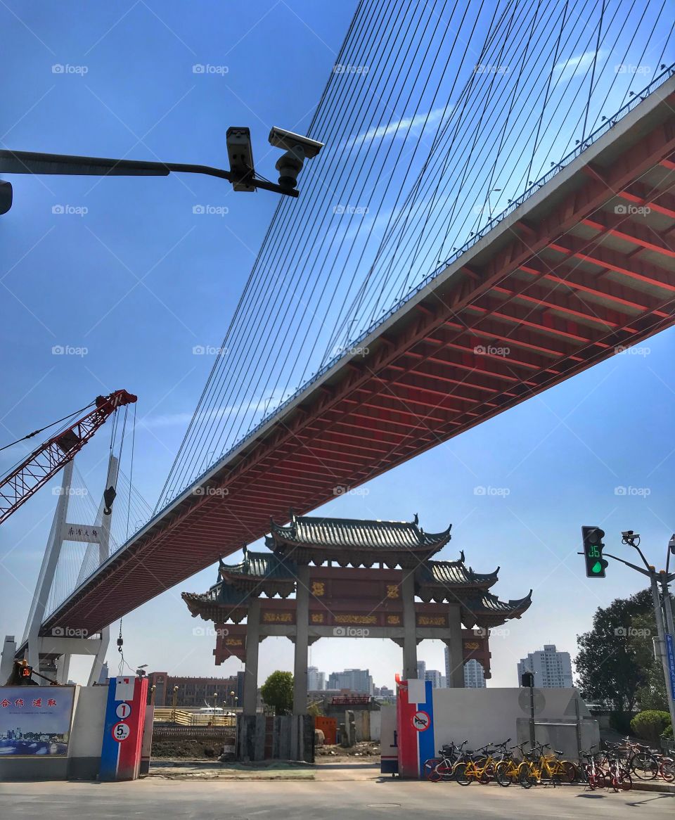 Shanghai old and new... surveillance cameras, mega bridge and old gate... 上海现代和古代