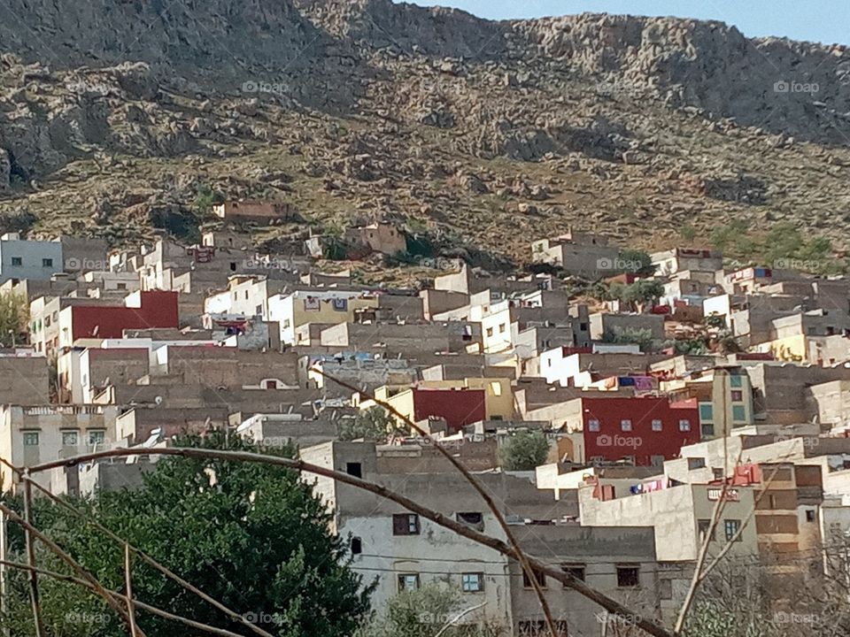 Population between the nature