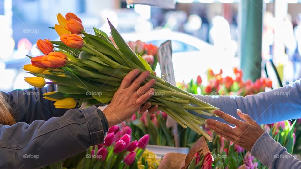 Buying flowers 