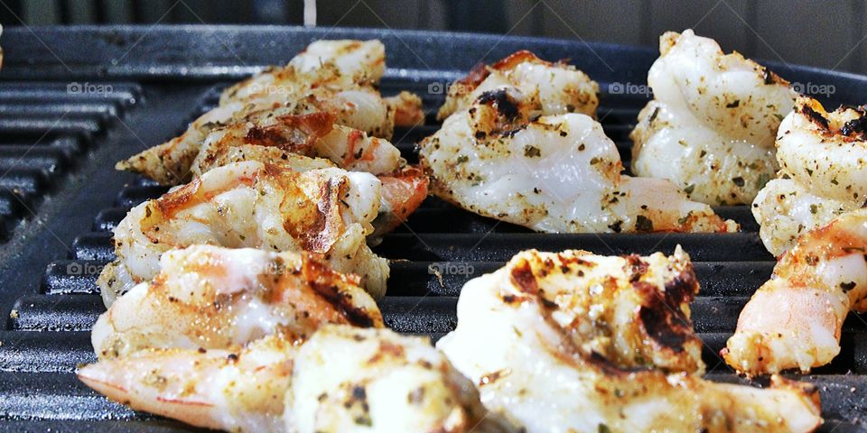 shrimp on the grill