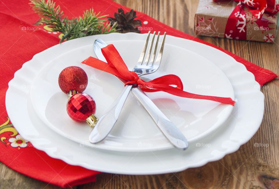 Table in Visit with Plates
