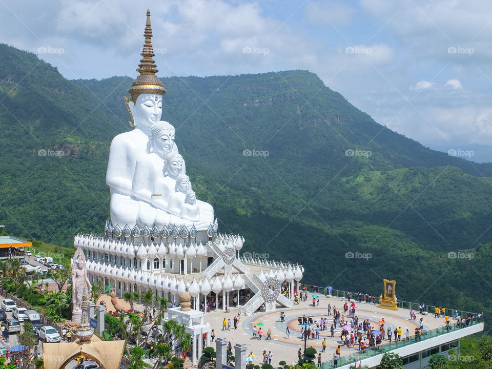 Thai land temple.. 🙏💚💙❤️