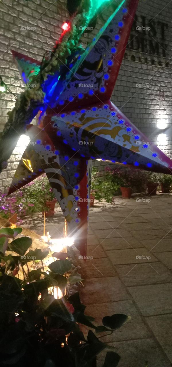 without stars Christmas is incomplete so.....😇