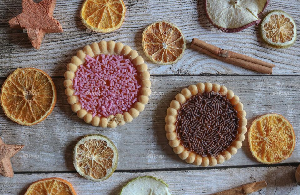 Cookies and fruit