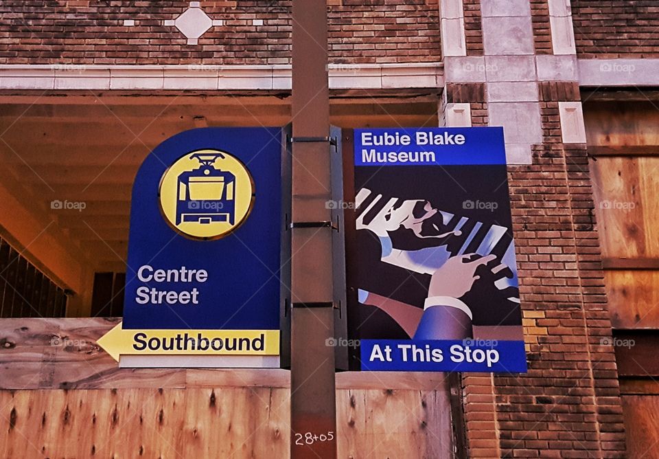 Lightrail sign