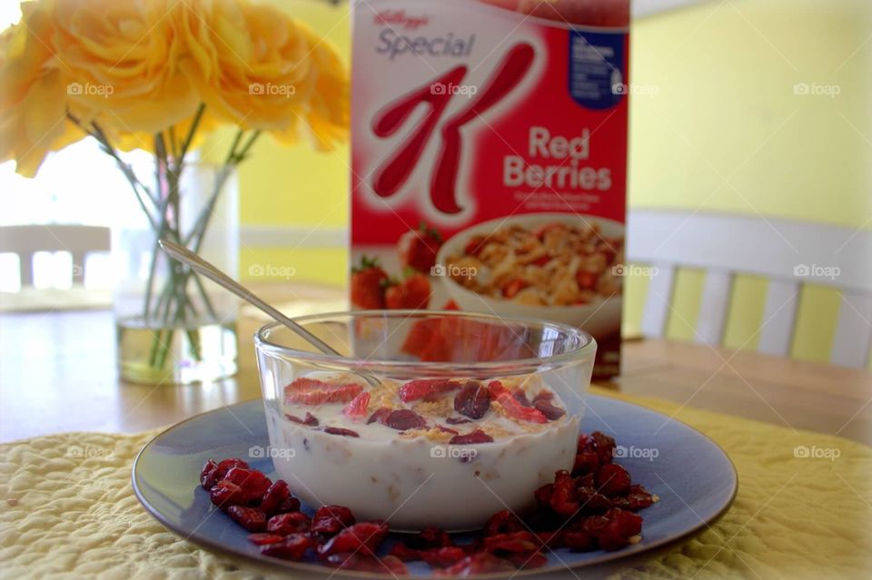 A taste bud tingling breakfast!
Kellogg's Special K Red Berries cereal, topped with dried cranberries. 
Sweet, crunchy, chewy, tarty, DELICIOUS!