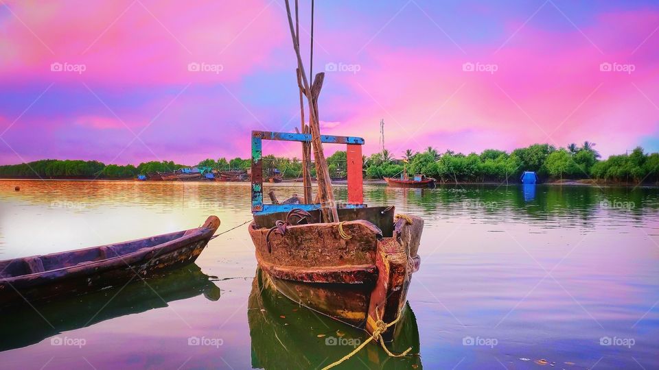 this beautiful sunset captured in my Redmi Note 7 pro.