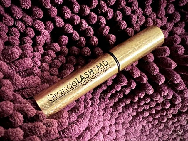 My favorite eyelash serum that actually gets results