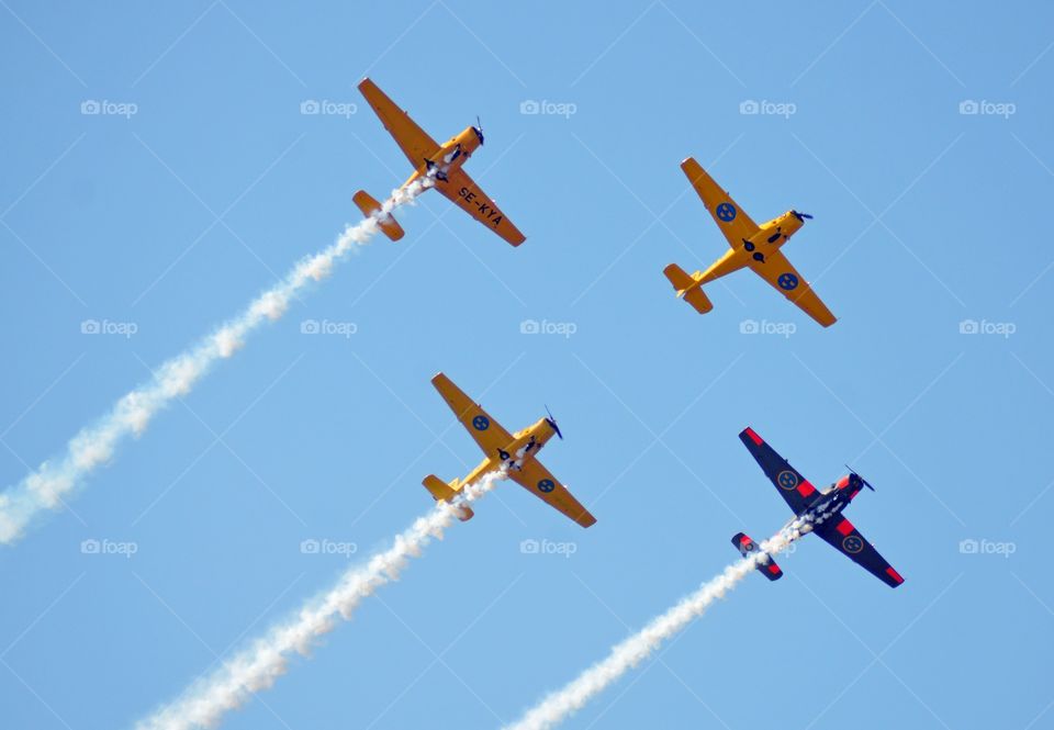 Plane formation