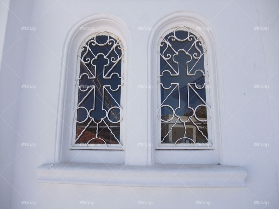 Twin windows 